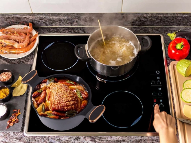 mély serpenyő fedéllel indukciós és gázfőzőlaphoz, non-stick bevonat, 7l