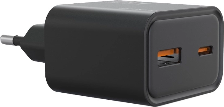 Gyors töltés akár 30 W‑ig