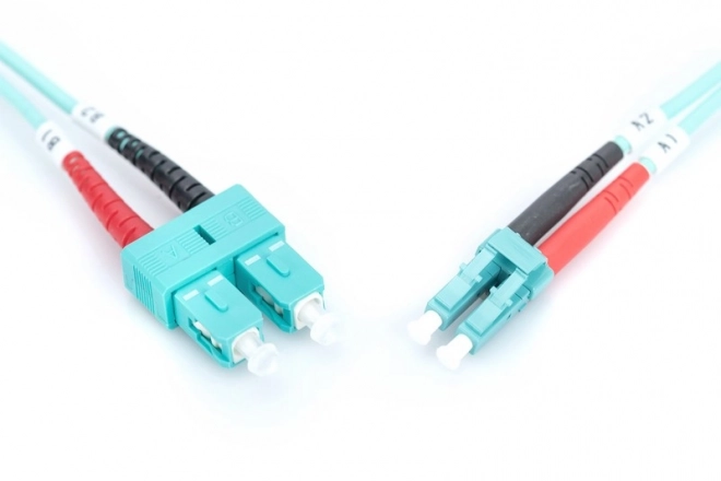 Optikai patch kábel LC-SC MM 50/125 OM3 duplex LSOH 2m