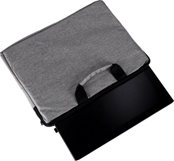 Praktikus külső zseb