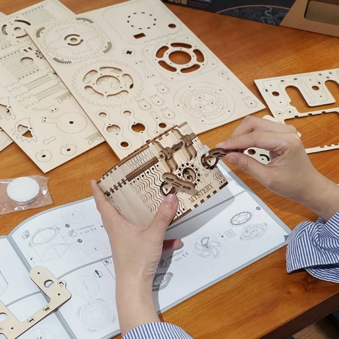 Roboline 3D Fa Ékszerdoboz Kirakó
