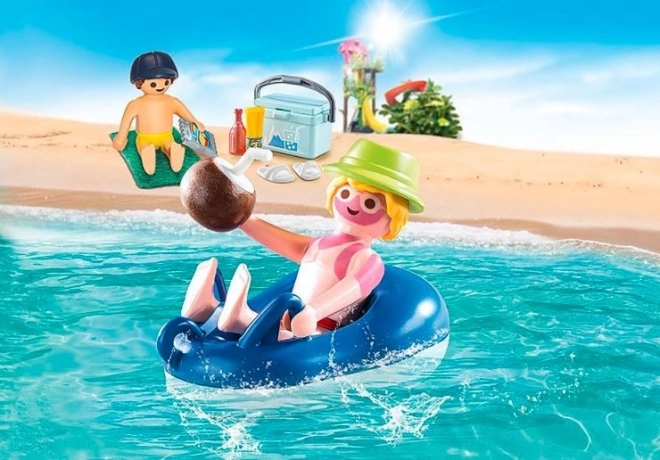 Nyaraló úszóövvel - PLAYMOBIL Family Fun