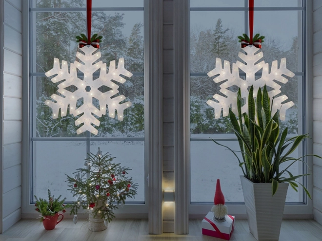 Karácsonyi ablakdekoráció hópehely LED világítással 40 cm