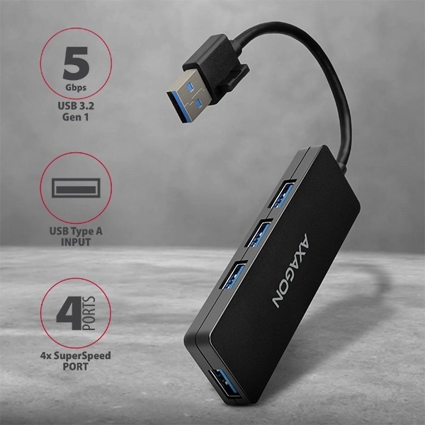 Négyszámos AXAGON USB Hub vezetékes csatlakozással