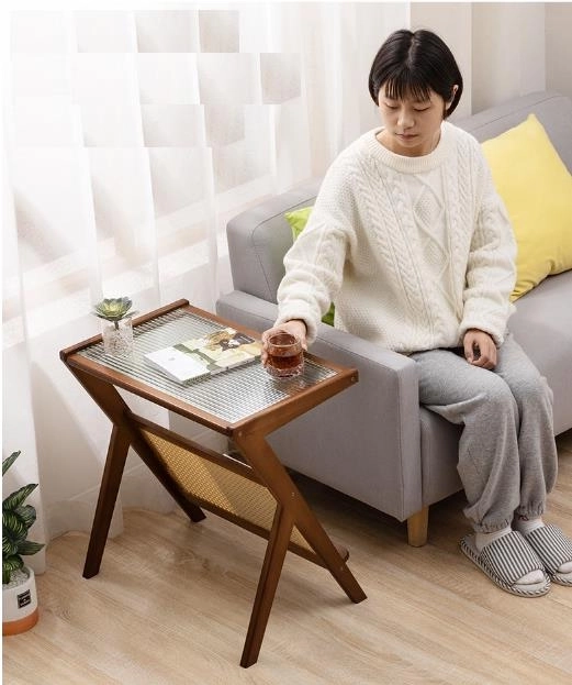 Bambusz asztal rattan polccal - sötétbarna – 55 cm