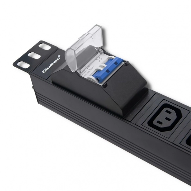 19 hüvelykes Rack tápcsík megszakítóval, 1U 10A PDU 8xIEC C13 2m