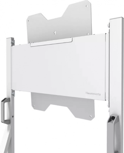 Tiszta fehér dizájn és kábelkezelés