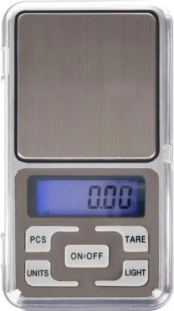 Háttérvilágított LCD és védőfedél