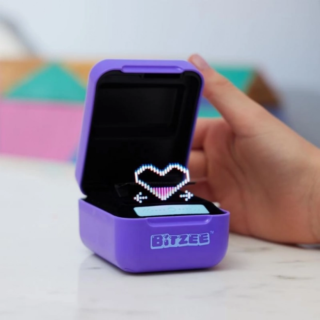 Érintésre és hangra életre kel