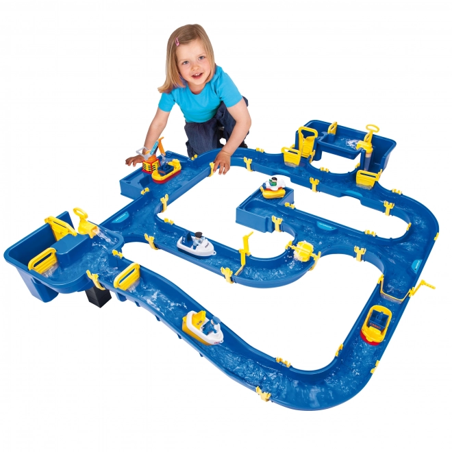 Nagy Waterplay Amszterdam vizes világ
