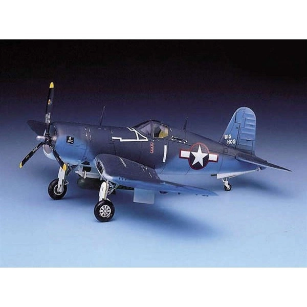 Academy F4U-1 Corsair modell