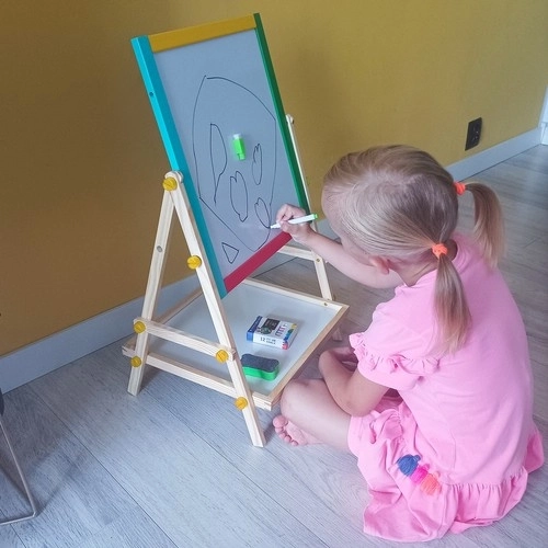 Kétszeresen használható fa tábla gyerekeknek
