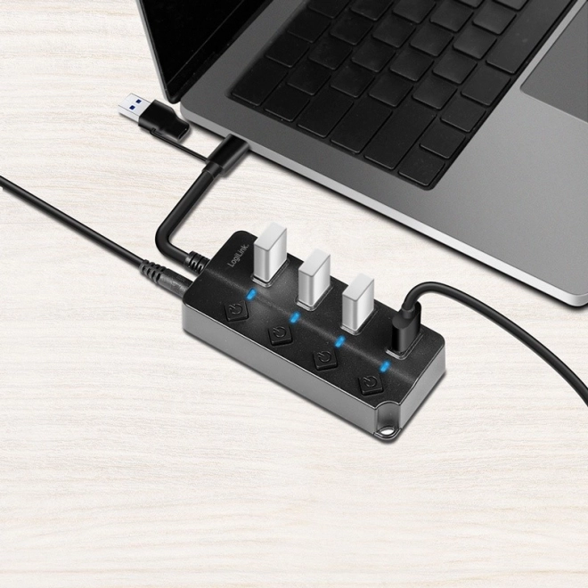 USB Hub 4 porttal, 3.2 Gen 1, fekete