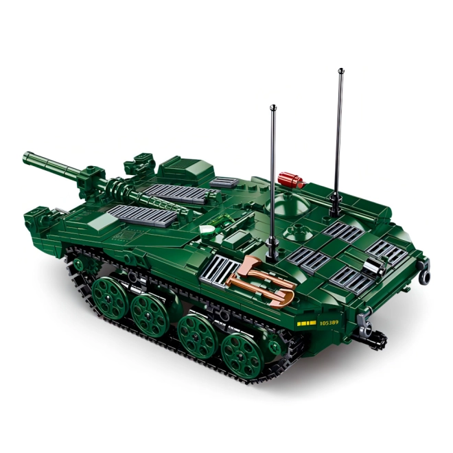 Valósághű modell az ikonikus STRV 103 tankból