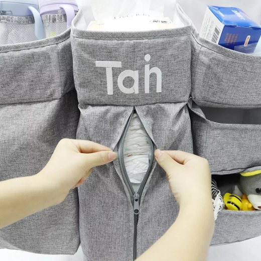 Praktikus cipzáras zseb pelenkákhoz és nagyobb készletekhez