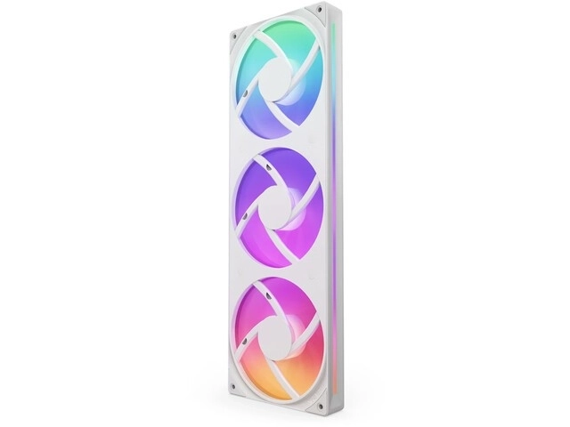Fehér RGB Core 360 PWM rendszerű ventilátor