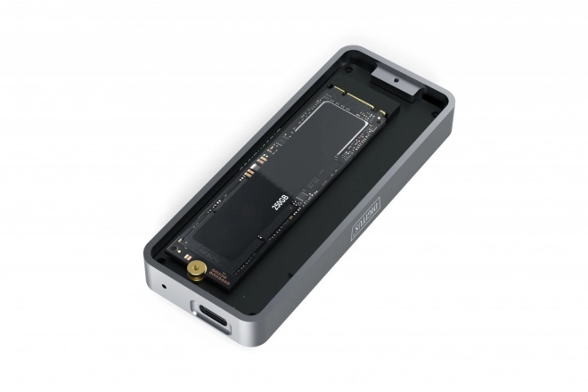 Alumínium toolless USB 3.2 Type-C SSD M.2 NVMe ház