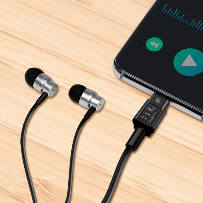 USB-C/M - 3,5mm/F audio adapter DAC & EQ-vel