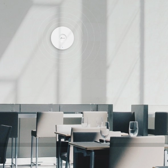 Kompakt Wi-Fi 6 hozzáférési pont az EAP653 modellből