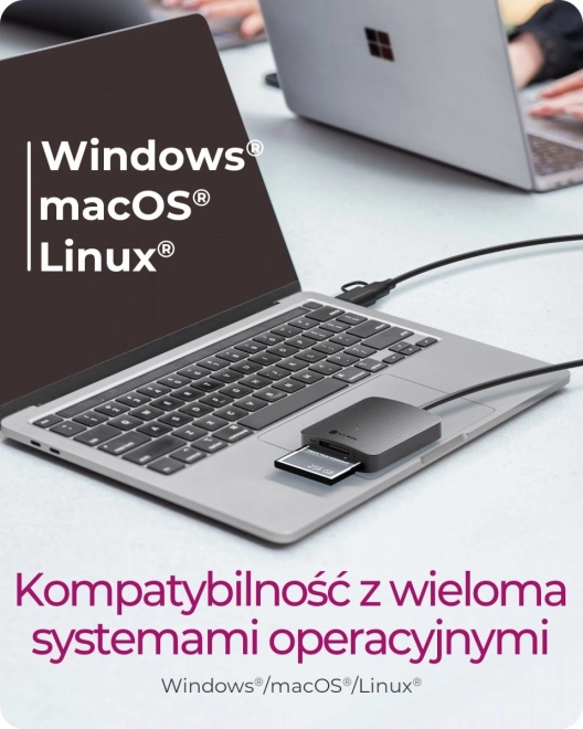 4 az 1-ben USB kártyaolvasó Type-A és Type-C csatlakozással