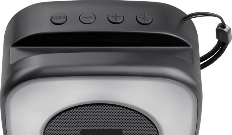 Fejhallgató bemenet és Bluetooth lejátszás