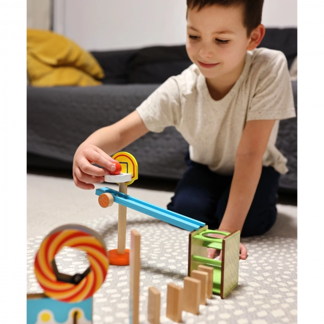 Fából készült domino őrület
