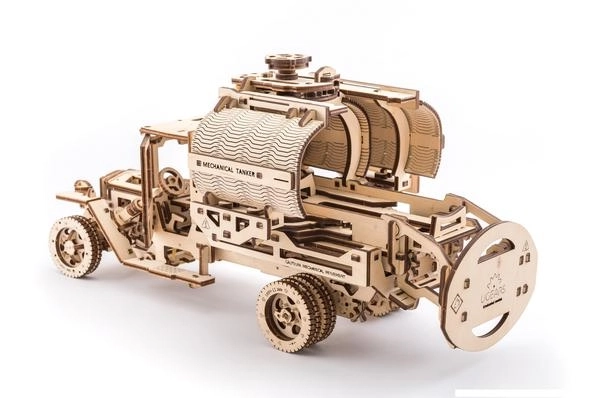 Ugears 3D puzzle teherautó tartálykocsi