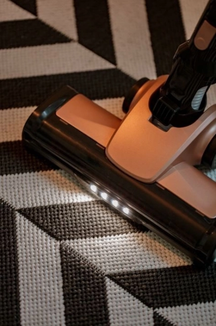 LED világítás és rugalmas kefék