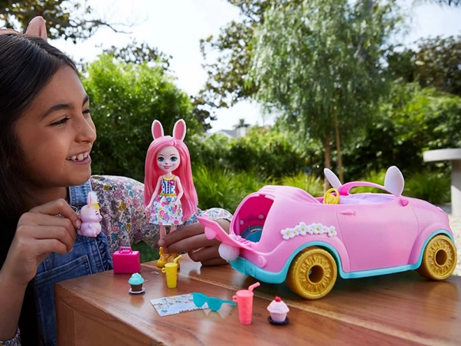 Enchantimals Nyuszis kocsi Bree kiegészítőkkel