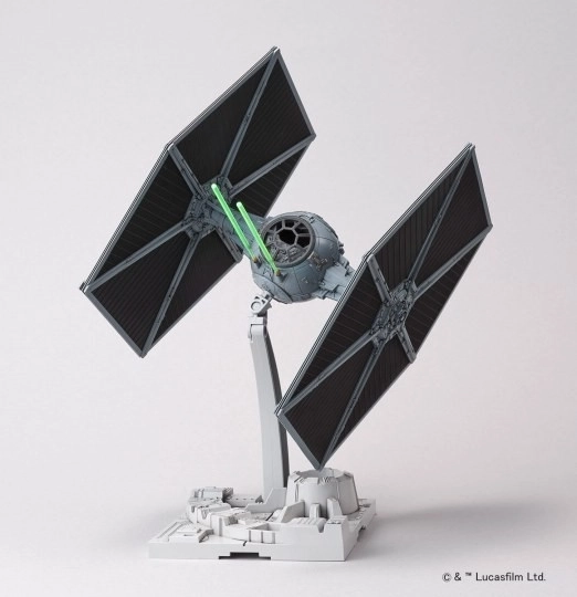 Csillagok háborúja TIE Fighter műanyag modell