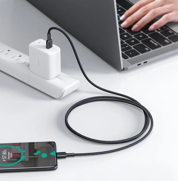 Nylon USB C - USB C kábel 0,9m