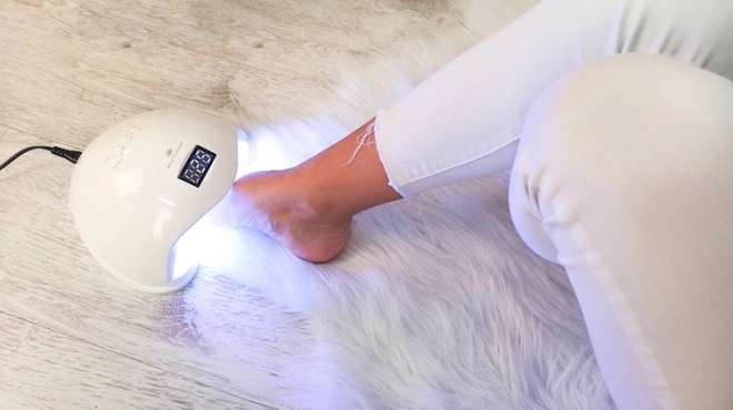 Uv lámpa 24 LED 48W klipszekkel - Beautylushh