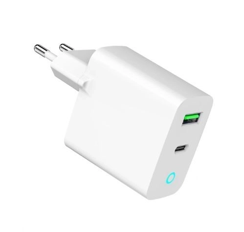 Fehér USB-A USB-C LED gyors töltő 20W PD QC3.0