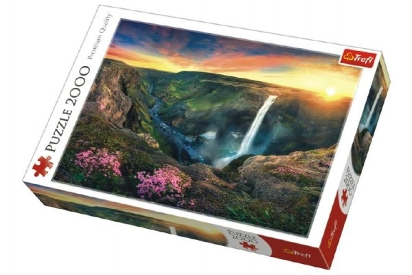 Haifoss vízesés Izlandon 2000 darabos puzzle - Trefl