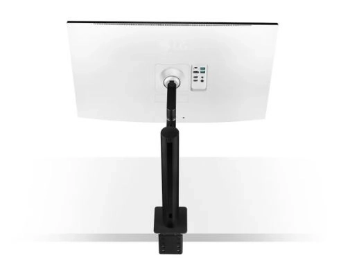 32 colos 4K UHD HDR Monitor FreeSync támogatással