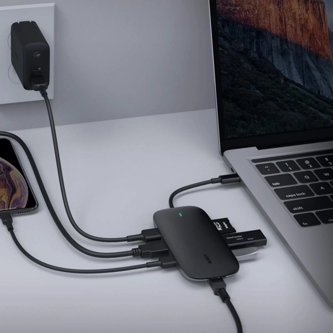 Aukey multifunkcionális alumínium USB-C HUB 8 az 1-ben