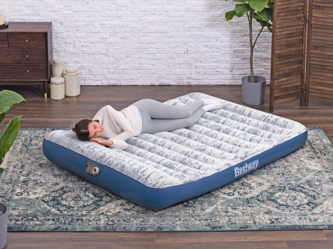 Bestway kétszemélyes velúr matrac Queen