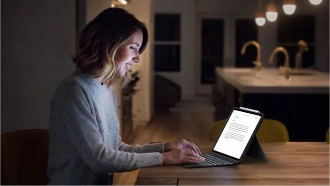 Logitech Combo Touch Billentyűzetes tok iPad Pro 12,9” 5. Generáció - Szürke