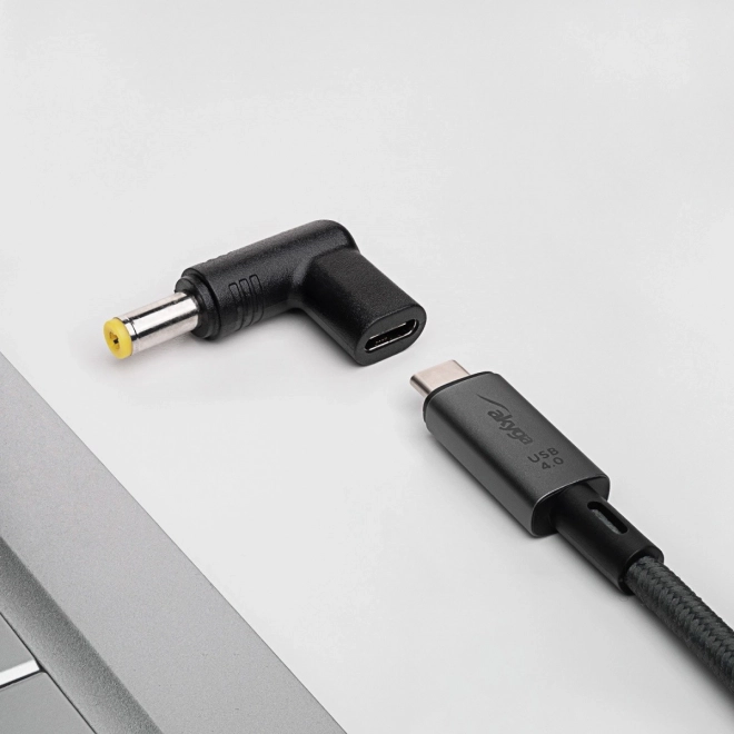 Univerzális laptop adapter 5.5 x 2.5 mm USB-C