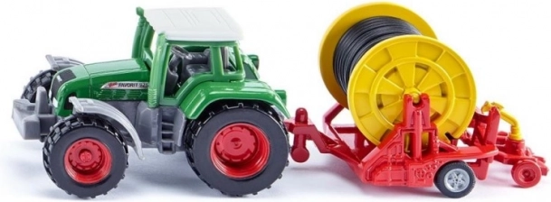 Traktor permetezővel