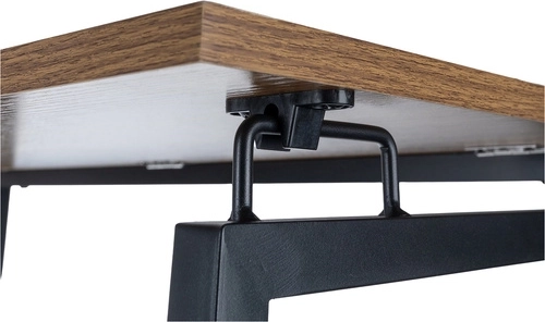 Masszív fém szerkezet