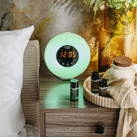 Éjszakai mód és színes háttérvilágítás