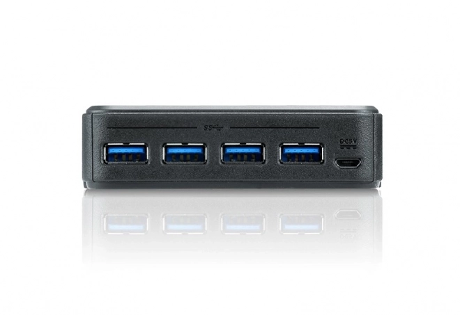 Négyportos USB 3.2 Gen1 megosztó perifériákhoz