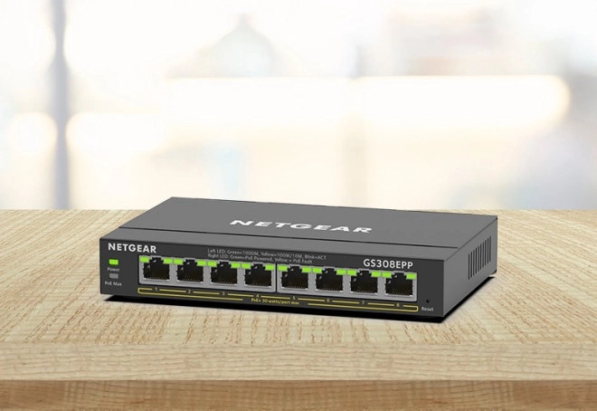 Netgear gigabites PoE+ 8 portos kapcsoló