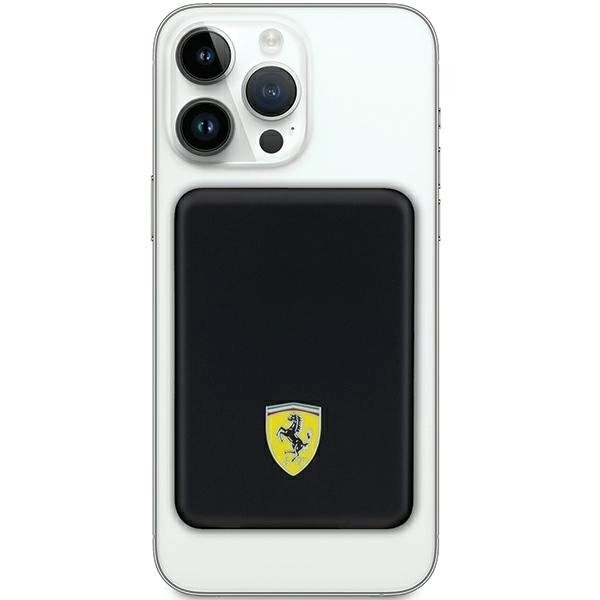 Ferrari márkás metal logo magsafe powerbank