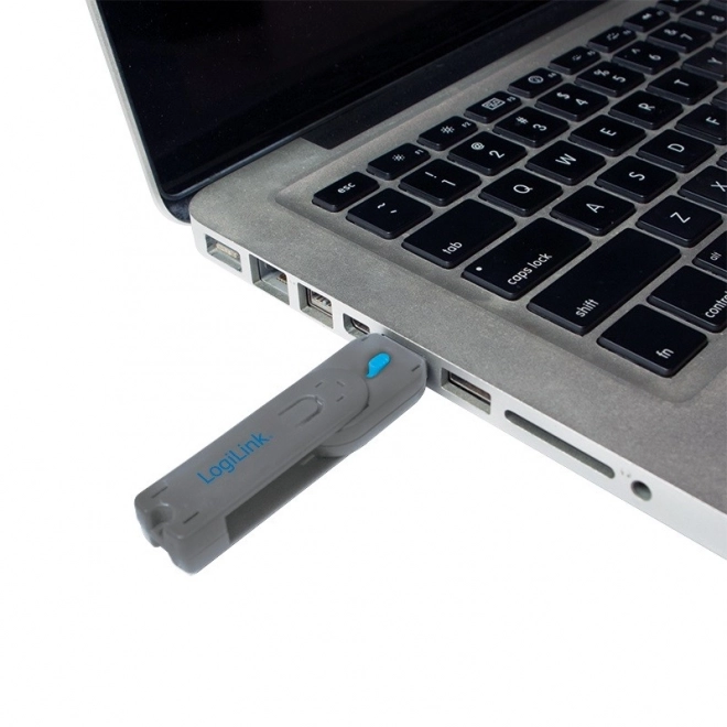 USB portzár kulccsal