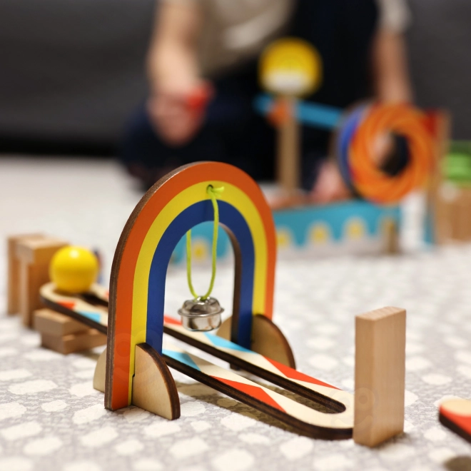 Fából készült domino őrület