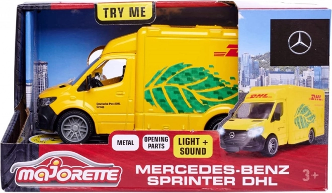 Majorette nagy Mercedes-Benz DHL autómodell