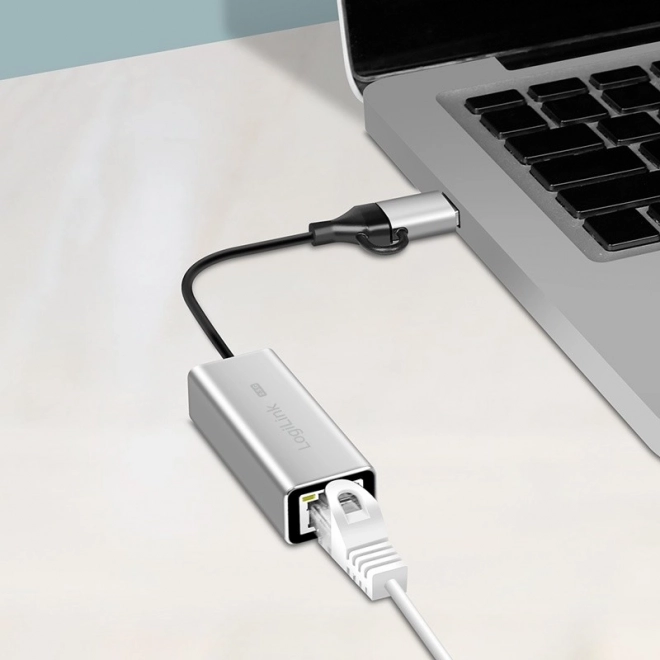 Szürke USB-A/-C adapter 2,5G Ethernethez