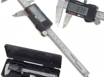 Elektronikus digitális tolómérő 150 mm LCD kijelzővel